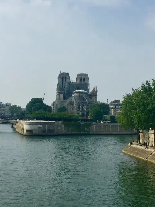 Photo 5 de Visite guidée : Notre-Dame en son île