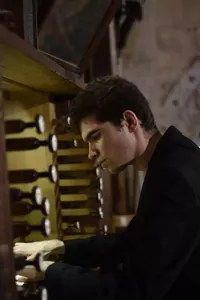 Concert immersif : orgue avec projection simultanée jeu organiste sur écran - 
