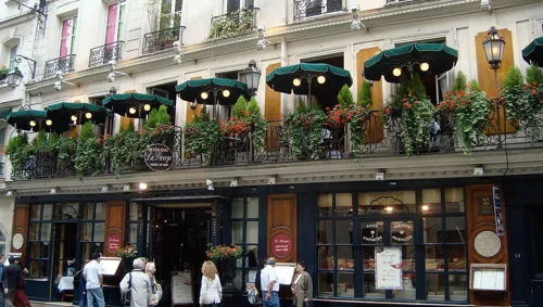 Photo 3 de Visite guidée : De la conciergerie au Procope | par Mireille Gardon