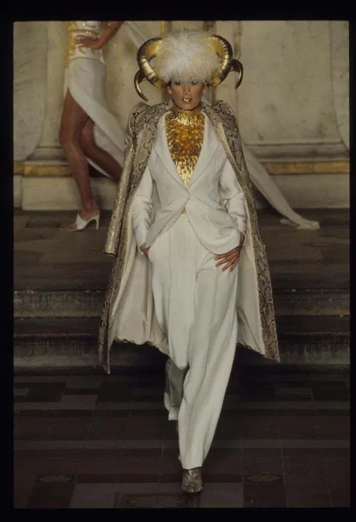 Affiche de Visite guidée : Exposition 1997, Fashion Big Bang | par Loetitia Mathou