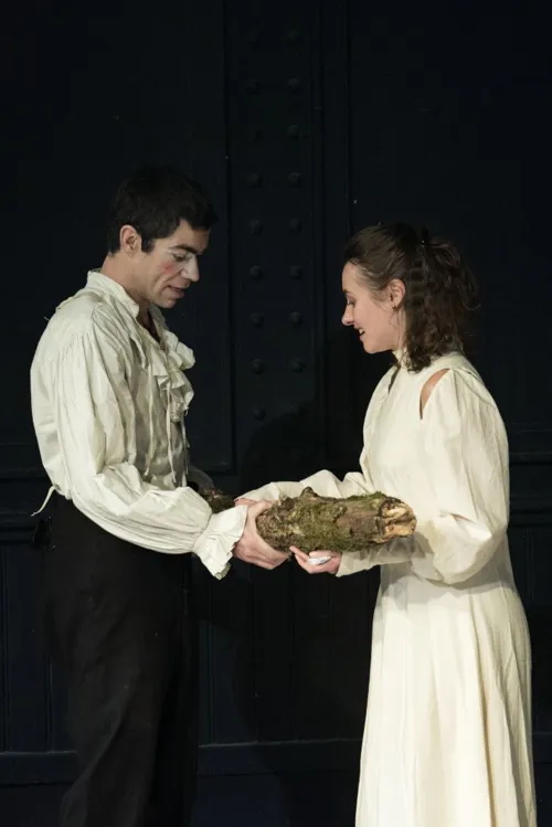 Miranda (Manon Durand) et Gautier Gaye (Ferdinand)