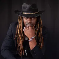 Jovin Webb + Lila-May - 