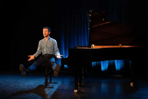 Photo 3 de Mozart, moi ? Jamais de François Moschetta