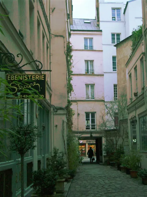 Photo 2 de Visite guidée : Le faubourg saint Antoine | par Pierre Malzieu