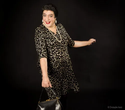 Affiche de Madame Raymonde récidive !