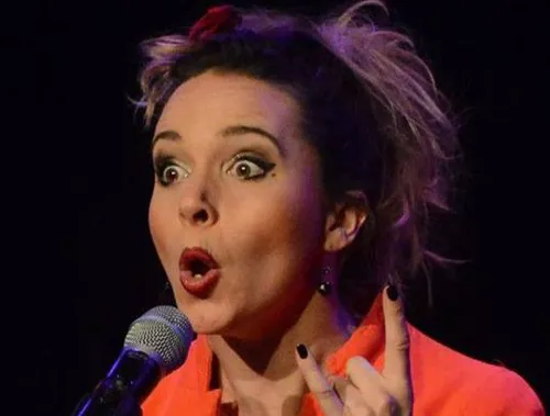 Léa Crevon, humoriste