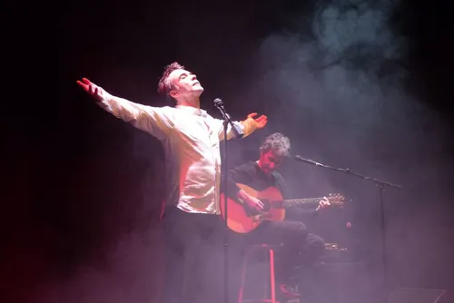 Photo 1 de Laurent Viel : Chansons aux Enchères