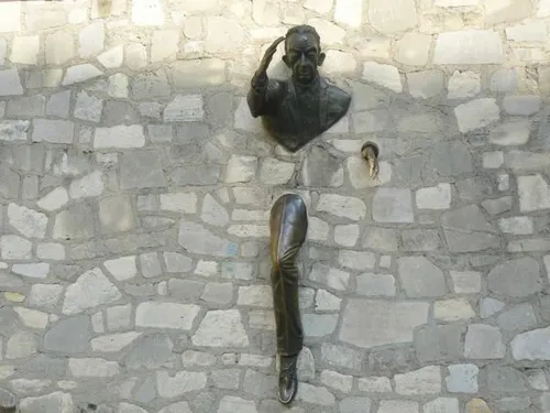 Photo 2 de Visite guidée : Montmartre, quartier urbain, village rural