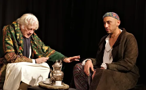 Photo 1 de Voltaire Rousseau