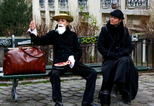 Photo 1 de Visite guidée : Visite théâtralisée de Montmartre