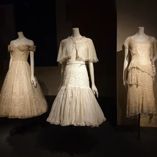 Photo 1 de Visite Guidée : exposition Gabrielle Chanel, manifeste de mode | par Caroline Bujeau