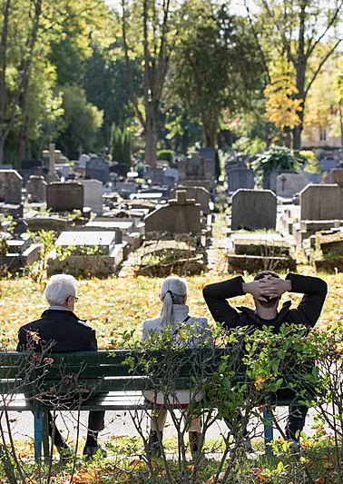 Affiche de Arpentez les lieux où l'on fait dormir les morts