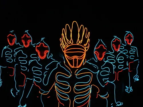 Photo 4 de Lights in the dark | par E.L Squad