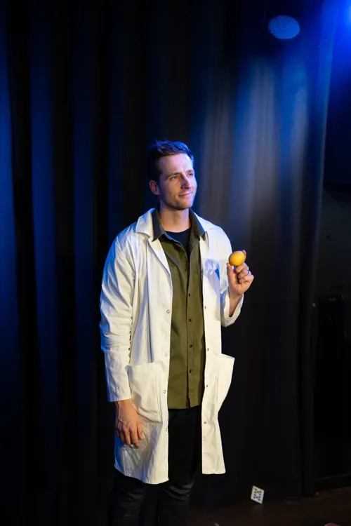 Photo 1 de Victor Zatko dans Quantum Magic