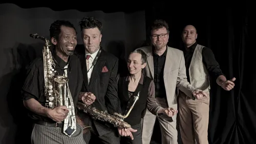 Affiche de Le Sensationnel Black Music Stars Orchestra fait son cinéma