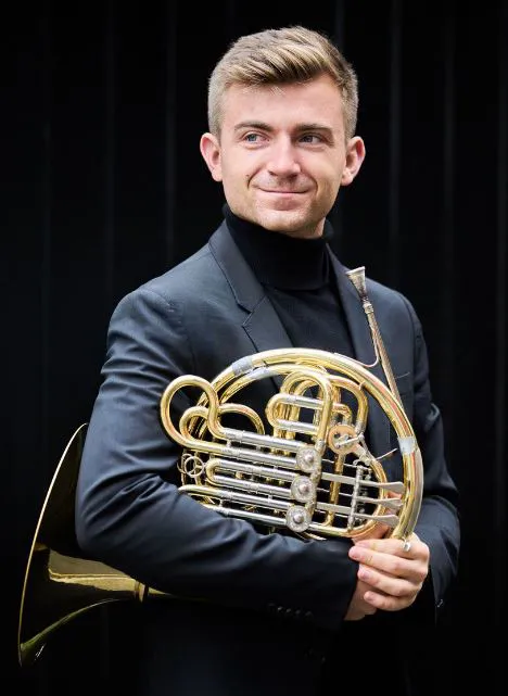 Affiche de Atmosphères citadines de Ligeti et Strauss avec Ben Goldscheider, corniste