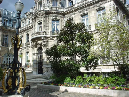 Photo 2 de Visite guidée : La Plaine-Monceau, salon huppé de la grande bourgeoisie | par Michel Lhéritier