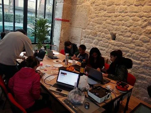 Photo 1 de Formation ludique au numérique 3D et à l'impression 3D pour enfant | à l'Atelier du Monde