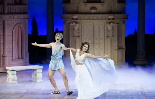 Photo 1 de A Funny Thing Happened on the Way to the Forum