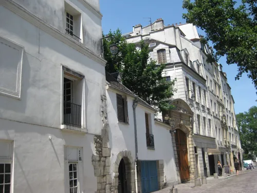 Rue Saint-Julien-le-Pauvre