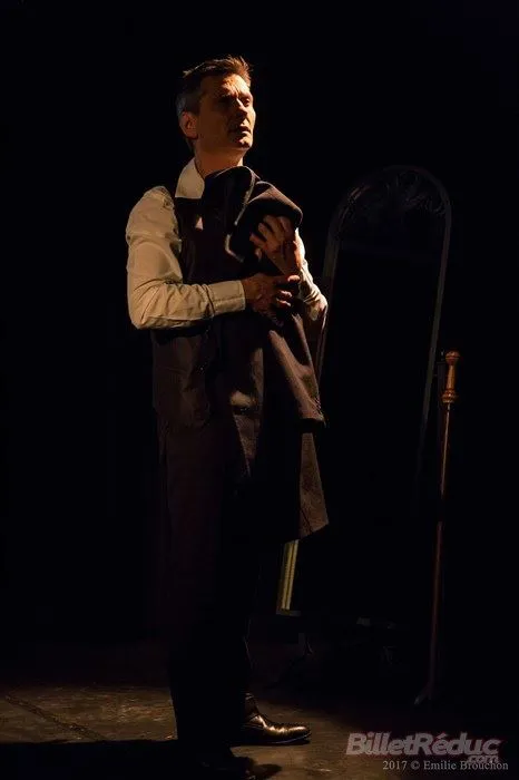 PHOTO1