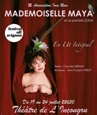 Mademoiselle Maya en Ut Intégral - 