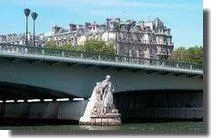 Photo 1 de Visite guidée : Ponts et berges de la Seine | Par Mo Patrimoine Culturel