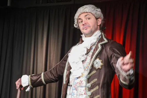 Photo 2 de Louis XVI, ils me prennent la tête