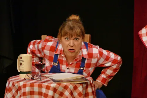 Lysa Maro dans J'ai commandé une andouillette