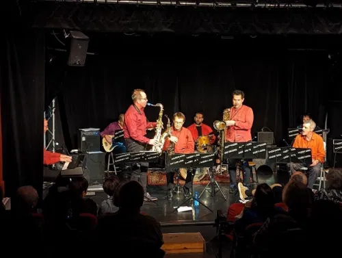 Photo 3 de Jazzgang à la péniche