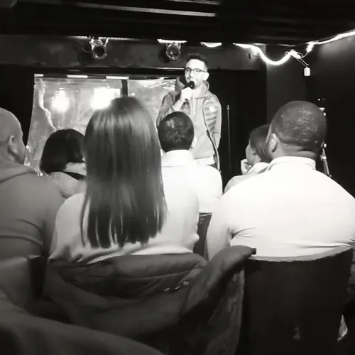 Photo 1 de No Name Comedy Club
