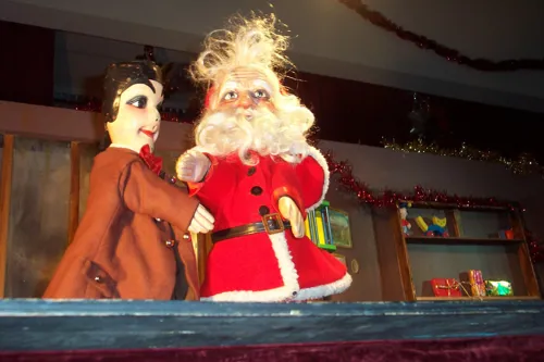 Affiche de Guignol et les papillotes de Noel