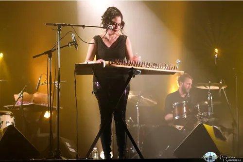 Photo 3 de Hend Zouari Bledi on tour 2017 | Pop rock oriental