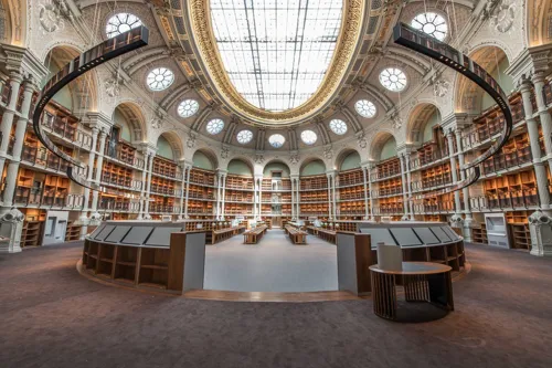 Photo 6 de Visite guidée : Bibliothèque nationale de France - Richelieu : le nouveau Musée, les salles de lecture Ovale & Labrouste | par Michel Lhéritier