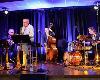 Affiche de Happy Reunion Quartet Featuring André Villéger, Michel Perez, Mathias Allamane et Bruno Ziarelli