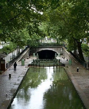 Affiche de Visite guidée : Une balade autour du Canal Saint-Martin et du bassin de la Villette