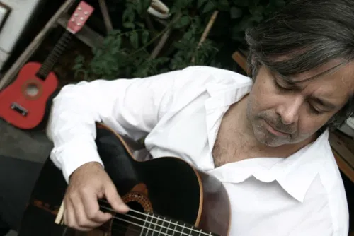 Photo 2 de La guitarra y la palabra, Amando Risueño