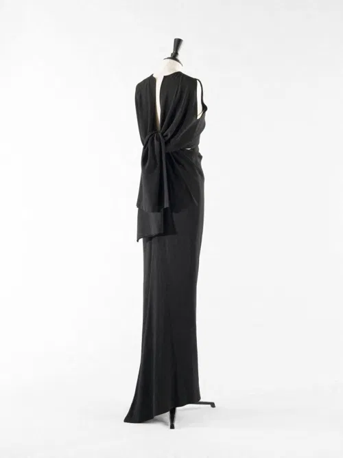 Affiche de Visite guidée : Balenciaga, l'oeuvre au noir, au Musée Bourdelle | par Loetitia Mathou