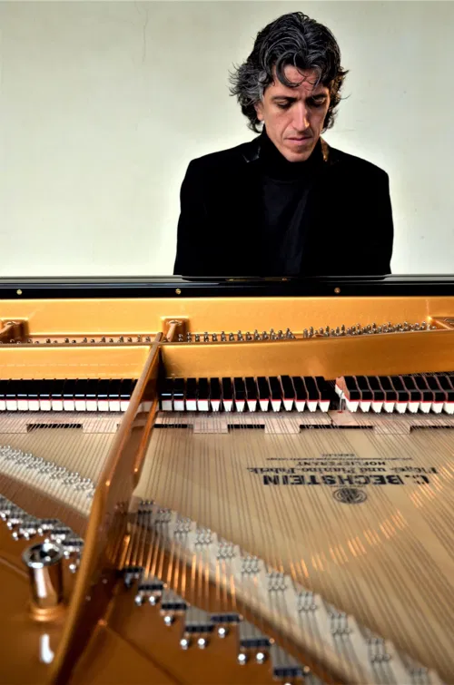 Affiche de Piano passion : Vittorio Forte joue Bach, Rachmaninov, Gershwin