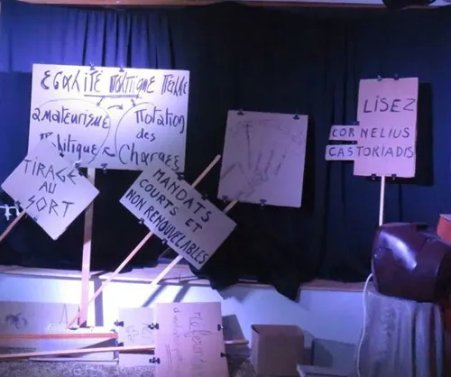 Photo 1 de La démocratie contre-attaque
