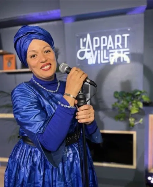 Affiche de Samia Orosemane dans Je suis une bouffonne