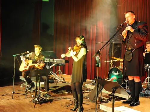 CELTIC WHIRL