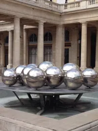 Visite guidée : Le Palais-Royal est un beau palais, toutes les jeunes filles sont à marier... - 