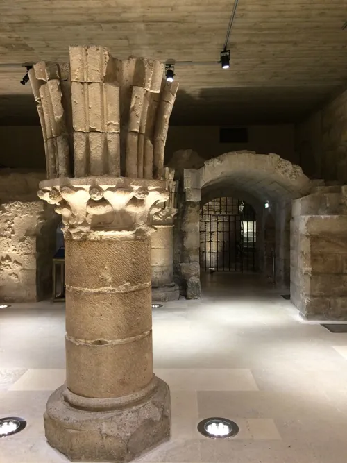 Photo 4 de Visite guidée privée du Louvre | Histoire du palais et chefs d'oeuvres par Emilie Robaldo
