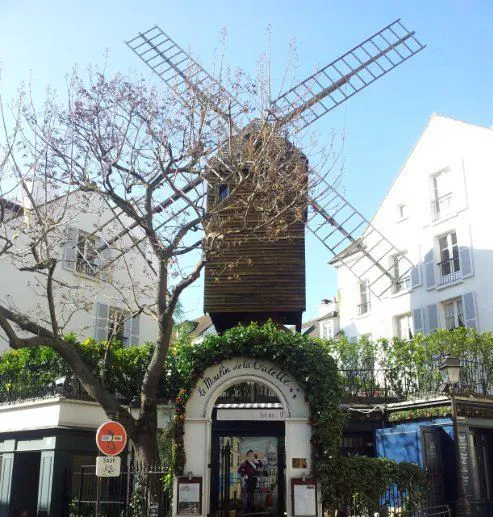 un des deux moulins de Montmartre