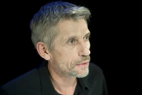 Affiche de La nuit sera calme | avec Jacques Gamblin