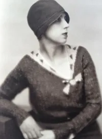 Visite Guidée : Les Mondes Surréalistes d'Elsa Schiaparelli | par Caroline Bujeau - 