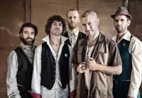 Wallace + La Caravane Passe - 