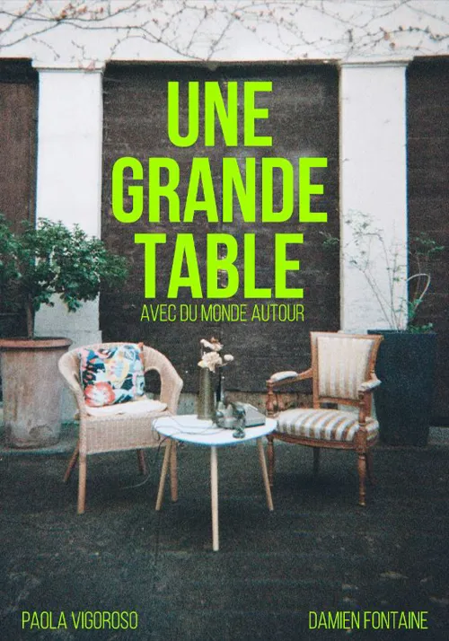 Affiche de Une grande table avec du monde autour