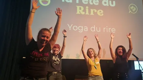 Affiche de Atelier de yoga du rire solidaire géant